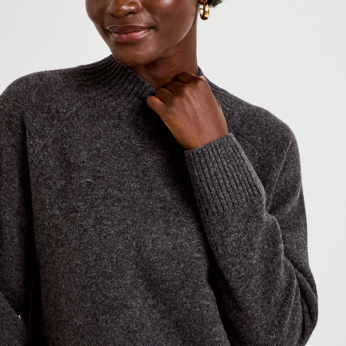 Pull col montant manches longues gris fonc&eacute; femme