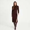 Robe pull ajust&eacute;e manches longues marron fonc&eacute; femme