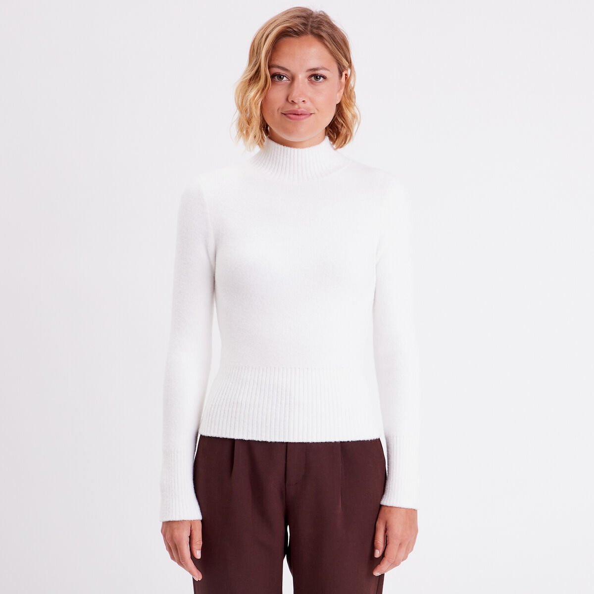 Pull avec col montant ecru femme