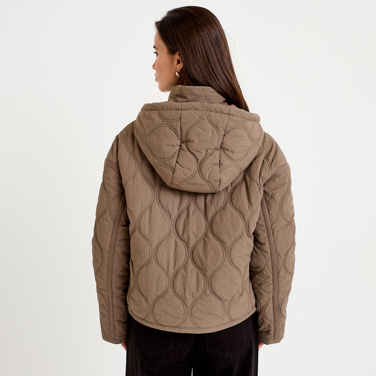 Veste droite &agrave; capuche manches longues taupe femme
