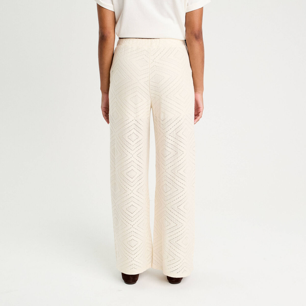 Pantalon droit ajouré ecru femme