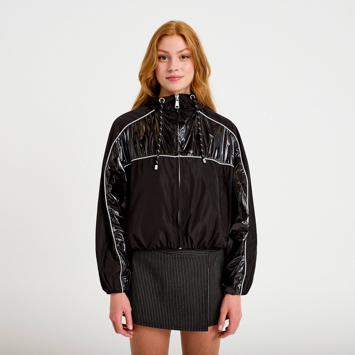 Coupe-vent oversize cropped bi-mati&egrave;re noir femme