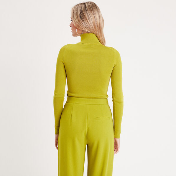 Pull côtelé col roulé vert olive femme