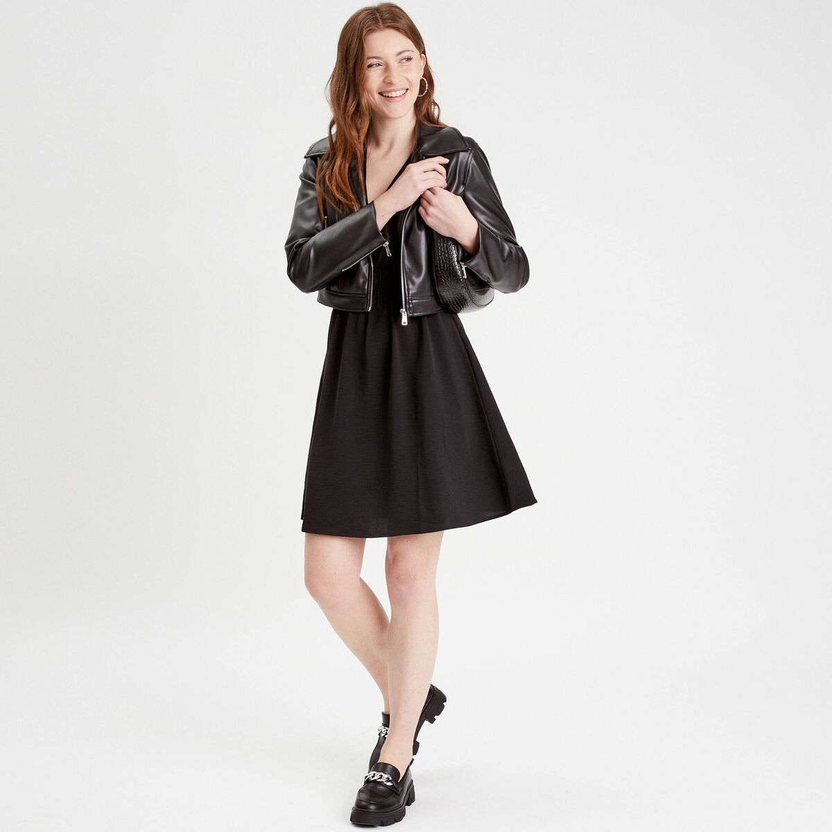 Robe évasée taille élastiquée noir femme