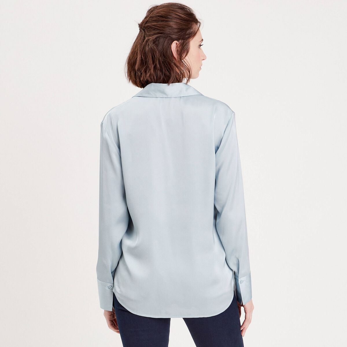 Chemise manches longues satin bleu clair femme