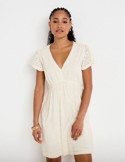 Robe courte &eacute;vas&eacute;e d&eacute;collet&eacute; brod&eacute;e ecru femme