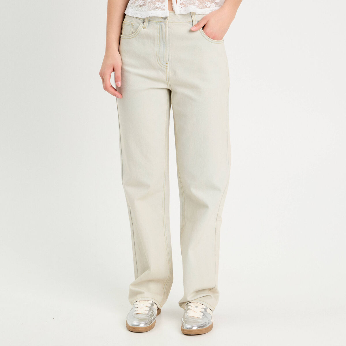 Jeans droit 5 poches denim bleach femme