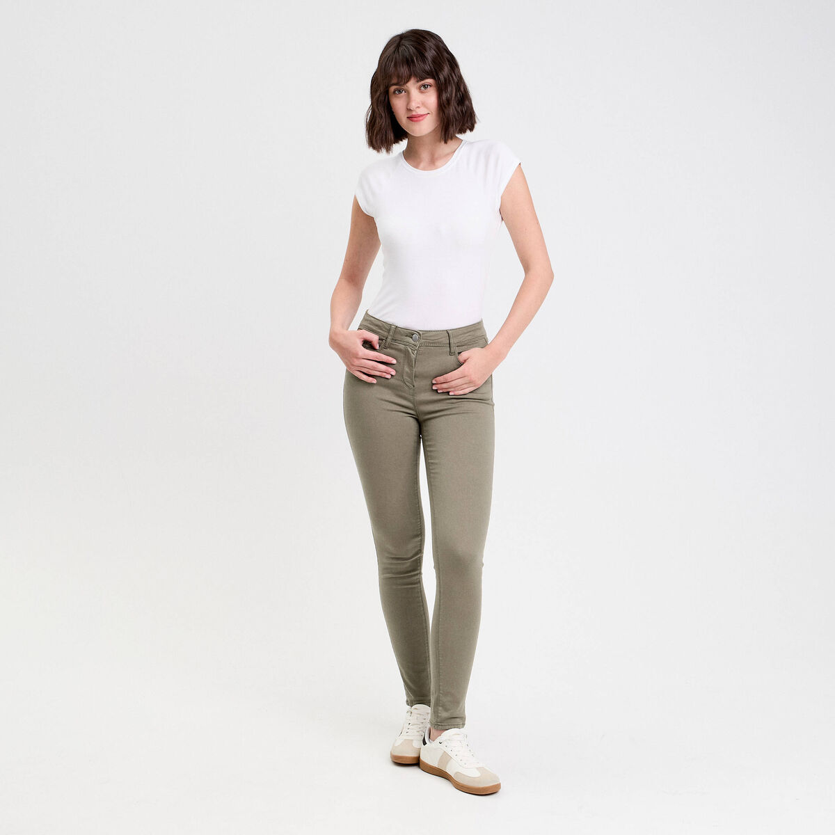 Jeans slim 5 poches vert kaki femme