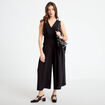 Combinaison large 3/4 sans manches col v noir femme