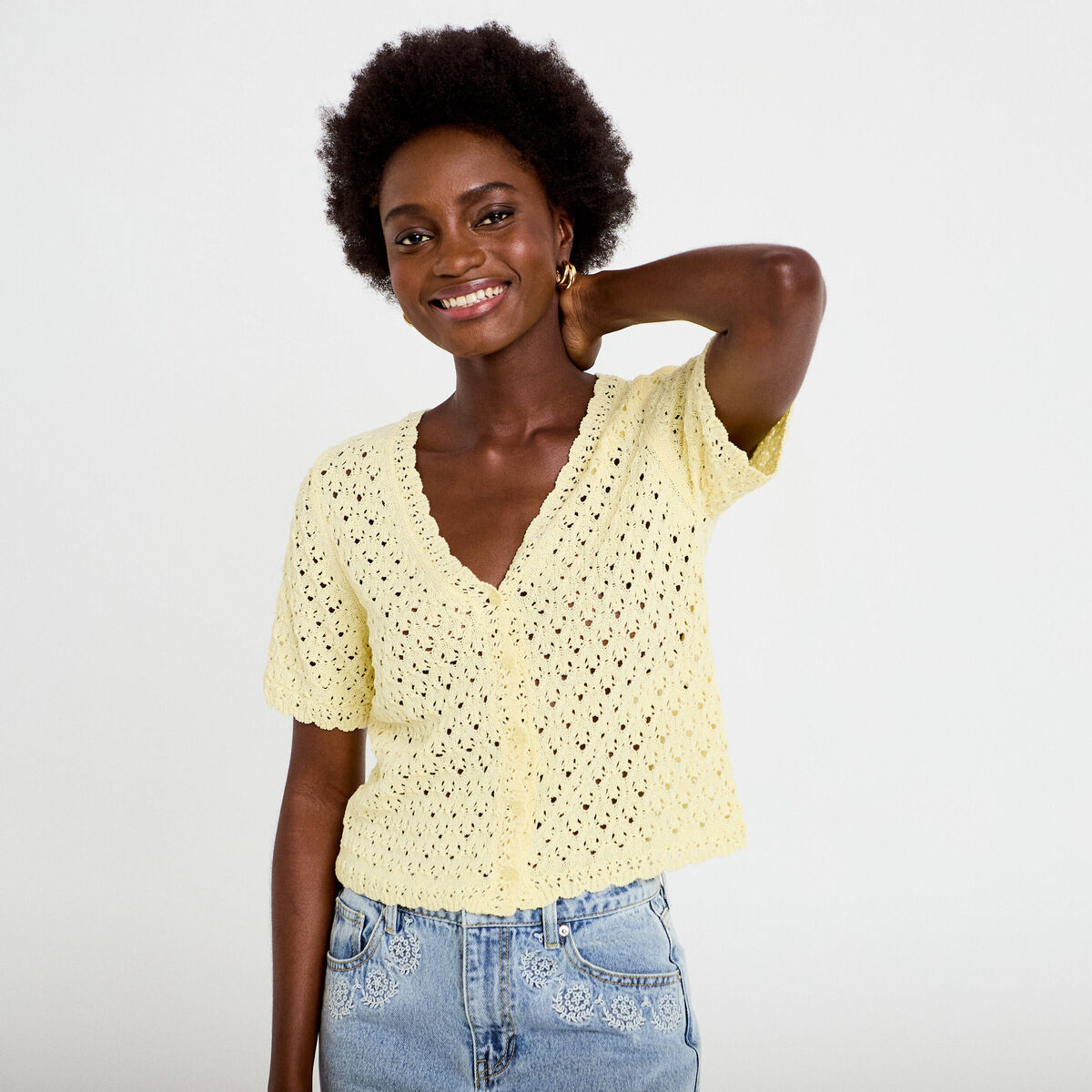 Gilet ajour&eacute; col v manches courtes jaune pastel femme