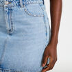 Jupe droite courte en jean clout&eacute;e denim double stone femme