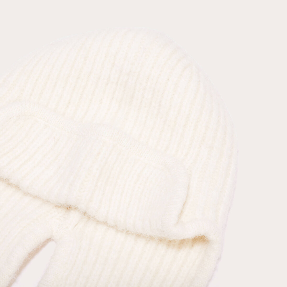 Bonnet avec cordons ecru femme