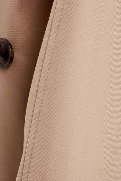 Trench long cintré ceinturé sable femme