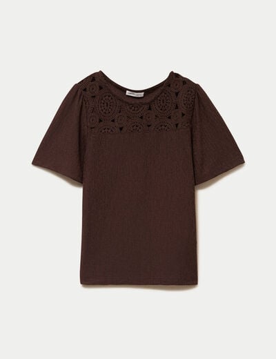 T-shirt manches courtes aspect dentelle marron fonc&eacute; femme