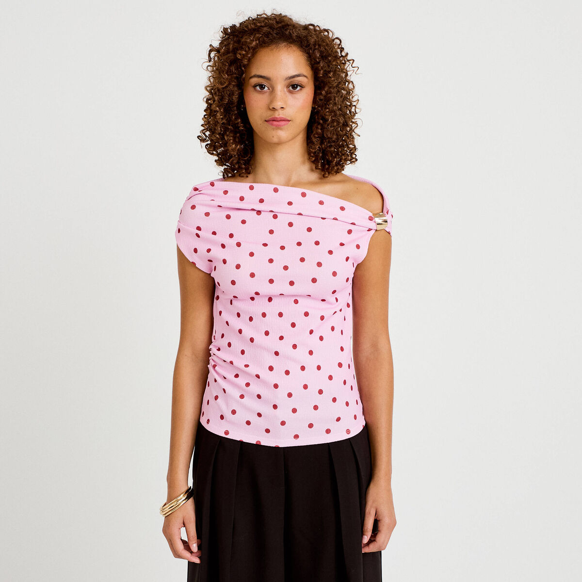 Top pliss&eacute; col bardot sans manches rose clair femme