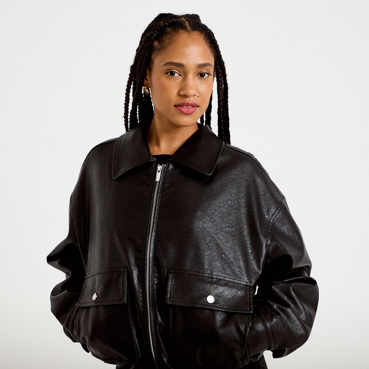 Veste droite similicuir col tailleur noir femme