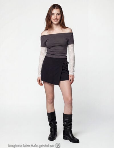 Jupe-short taille haute avec ceinture noir