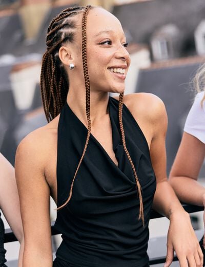 Top ajust&eacute; cropped d&eacute;collet&eacute; dos noir