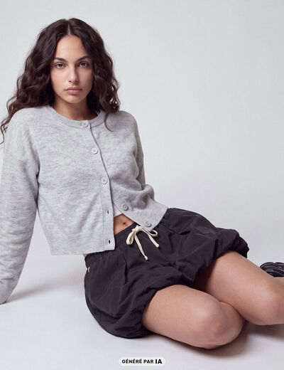 Gilet ajust&eacute; cropped manches longues blanc