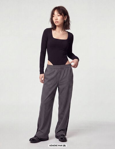 Body ajust&eacute; d&eacute;collet&eacute; manches longues noir
