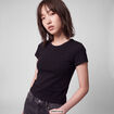 T-shirt ajust&eacute; col rond manches courtes noir