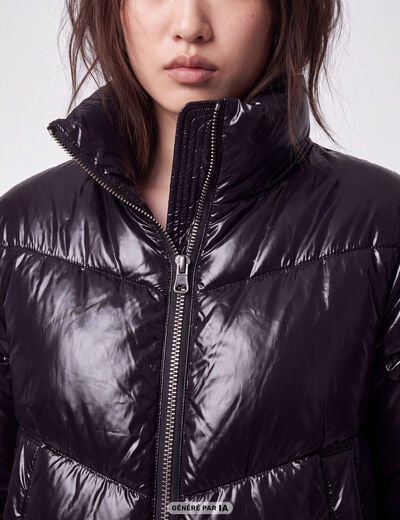 Doudoune courte brillante col montant noir