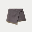 Jupe-short taille haute avec ceinture gris fonc&eacute;