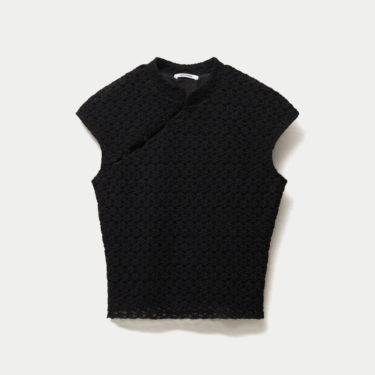 Top ajust&eacute; col mao manches courtes noir ado