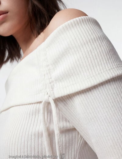 Top ajust&eacute; cropped manches longues ecru