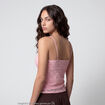 Top ajust&eacute; d&eacute;collet&eacute; sans manches rose