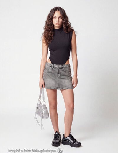 Jupe ajust&eacute;e courte en jean denim gris ado