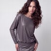 Robe courte ajust&eacute;e col b&eacute;nitier gris argent