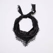 Foulard dentelle effet satin&eacute; noir