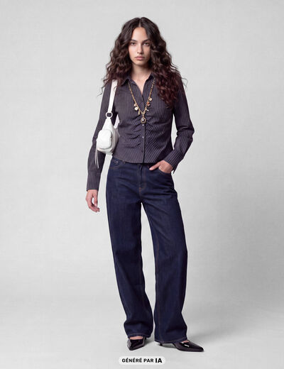Chemise cintr&eacute;e manches longues noir