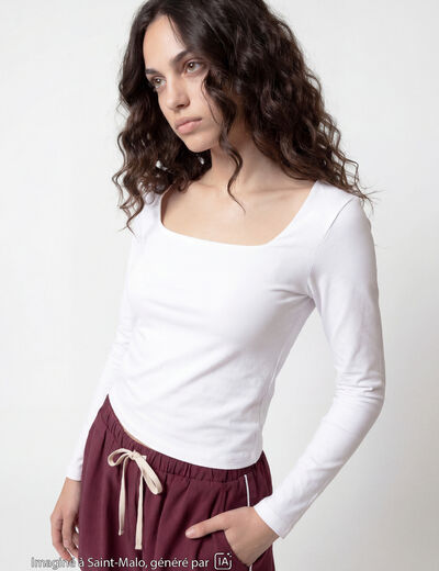 T-shirt ajust&eacute; d&eacute;collet&eacute; manches longues blanc