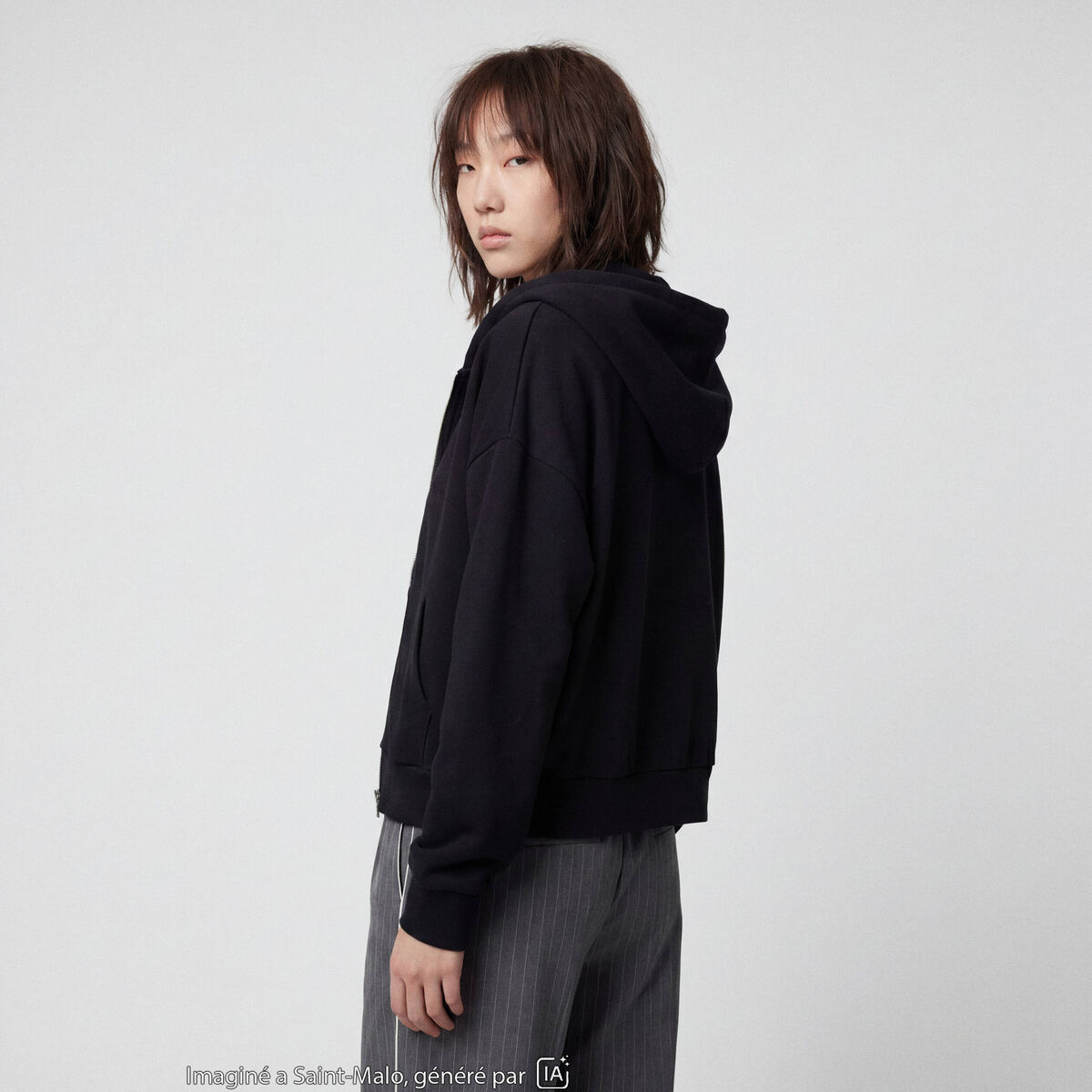 Sweat oversize court &agrave; capuche noir ado