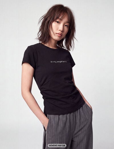 T-shirt cintr&eacute; manches courtes strass noir