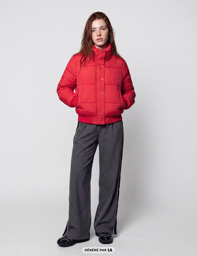 Doudoune droite cropped col montant rouge