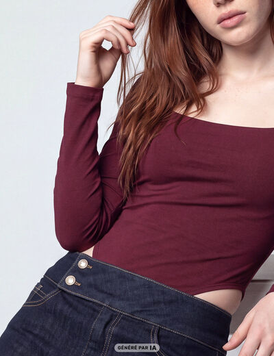 Body ajust&eacute; d&eacute;collet&eacute; manches longues bordeaux