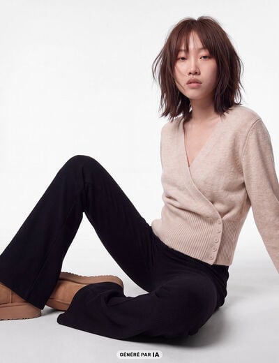 Pull col v manches longues beige