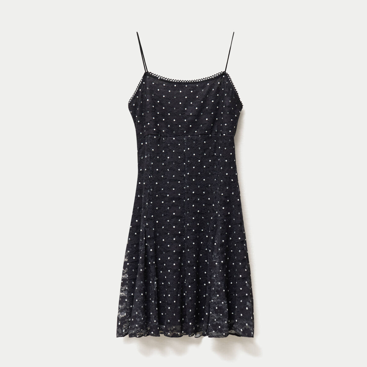 Robe fines bretelles col coeur dentelle noir ado