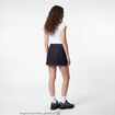 Jupe-short courte en jean denim noir