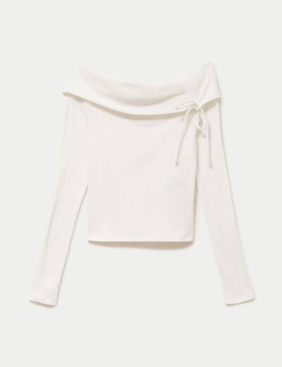Top ajust&eacute; cropped manches longues ecru