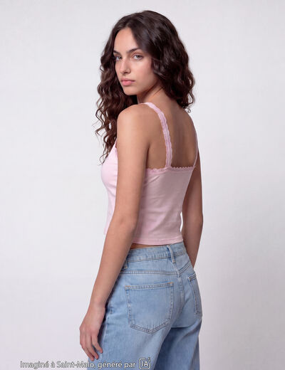 D&eacute;bardeur ajust&eacute; d&eacute;collet&eacute; dentelle rose clair