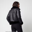 Blouson cropped similicuir noir