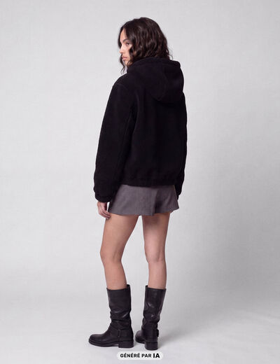 Blouson court droit effet polaire noir
