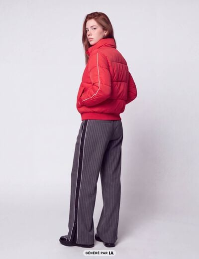 Doudoune droite cropped col montant rouge