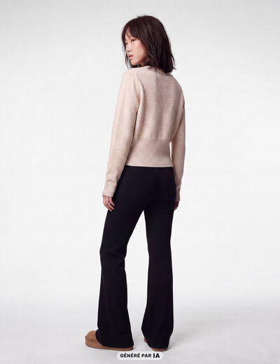 Pull col v manches longues beige