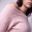 Pull ajust&eacute; manches longues col bateau rose clair