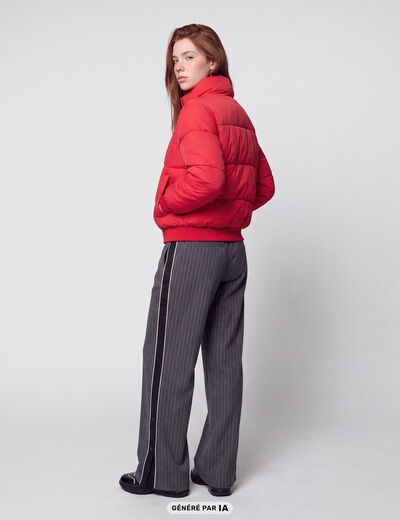 Doudoune droite cropped col montant rouge
